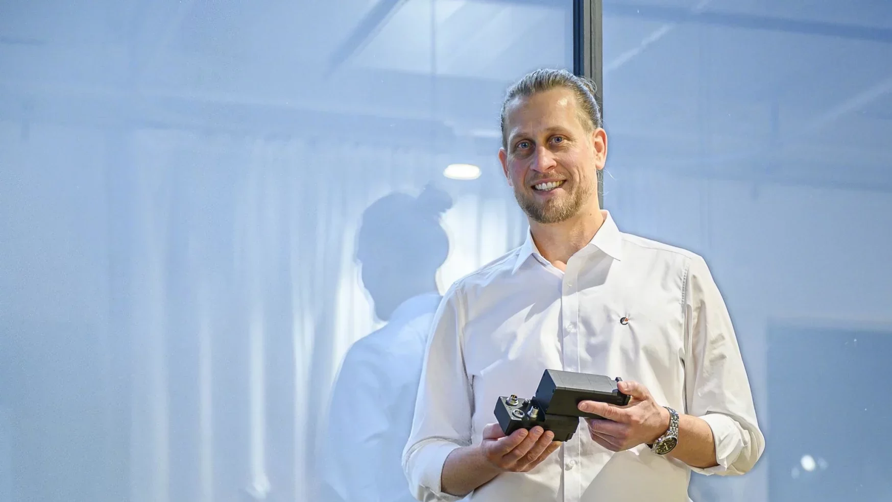 Spezielle Lösungen - Esitron Geschäftsführer