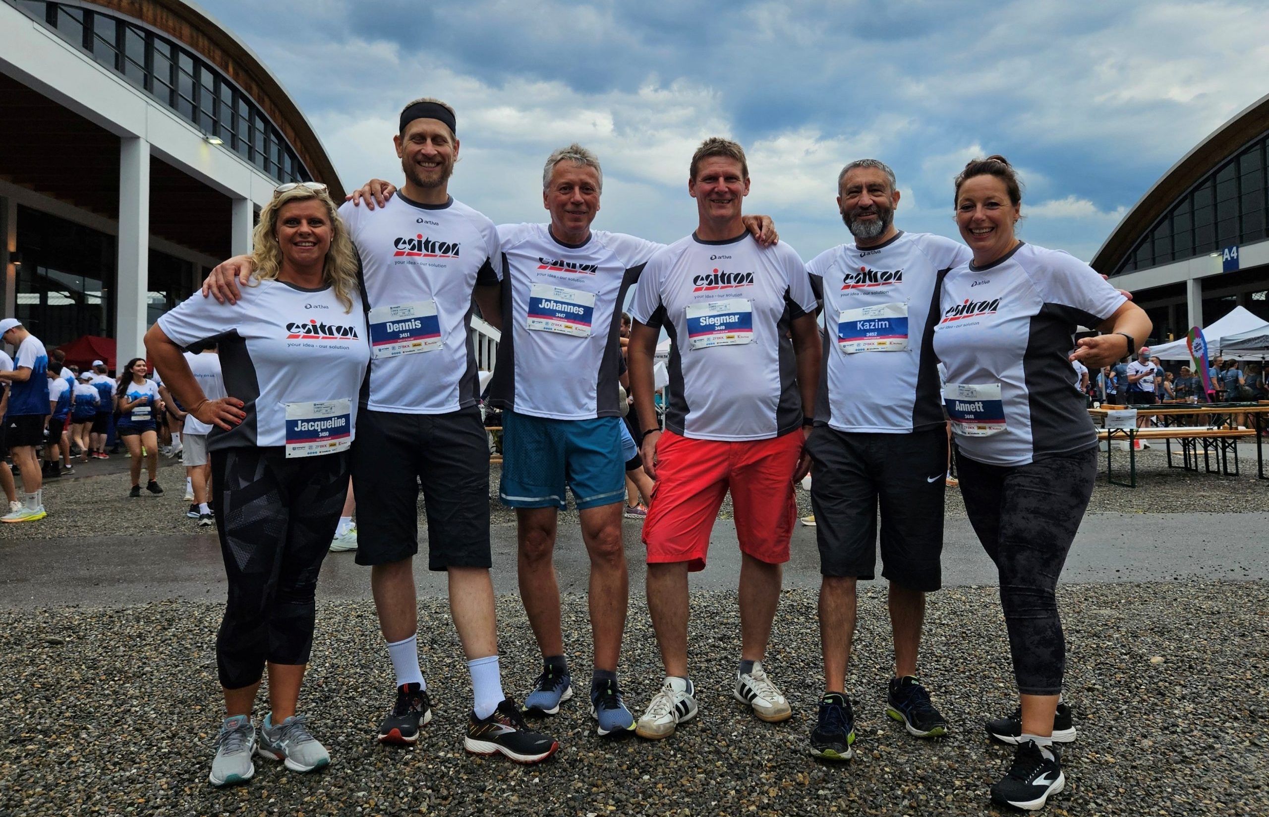 Team esitron beim Firmenlauf Friedrichshafen 2026